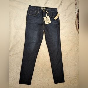 Democracy High Rise Ankle Skimmer Jeans Size 6 NEW